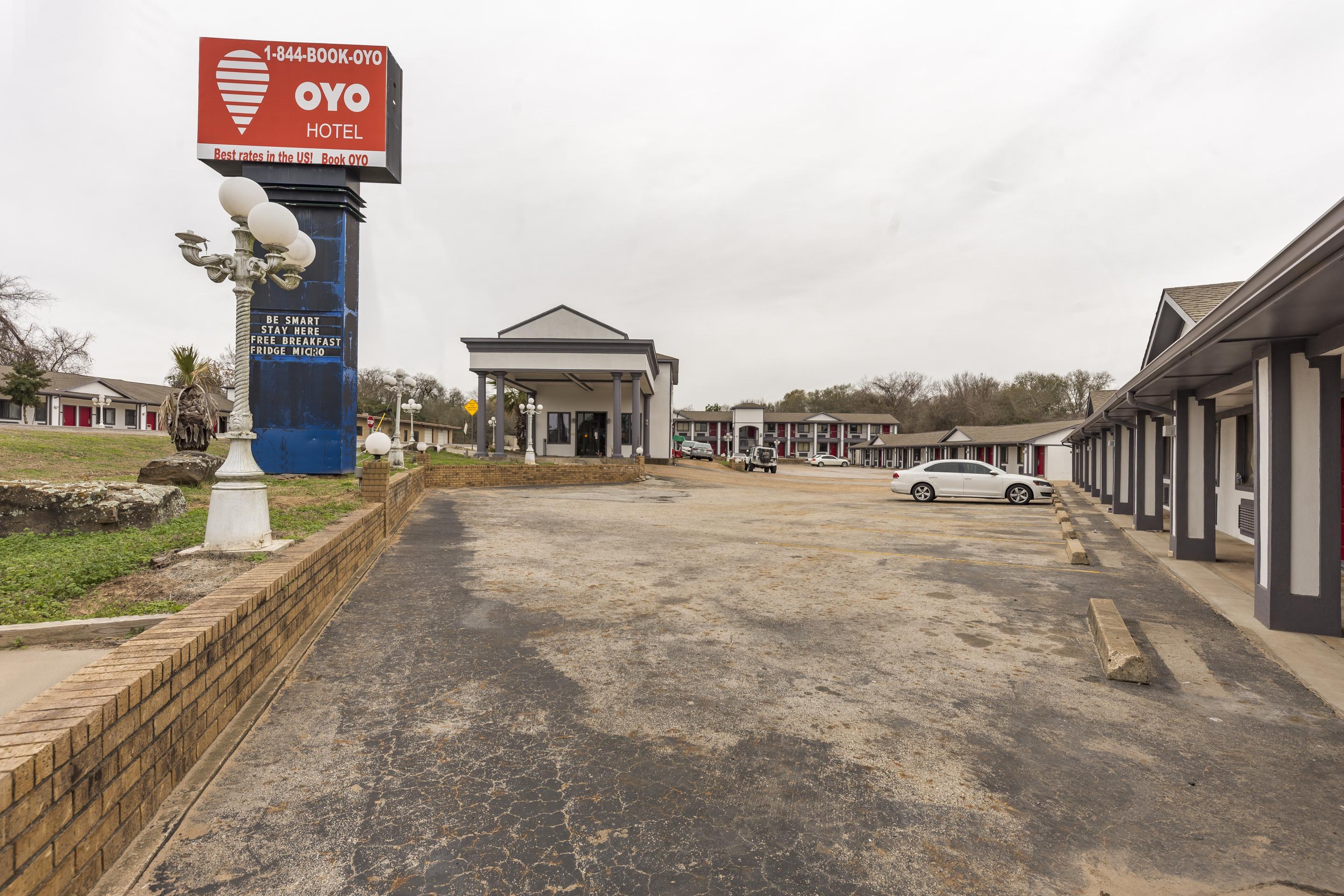 Oyo Hotel Jewett Tx Southwest I-45 Exterior photo